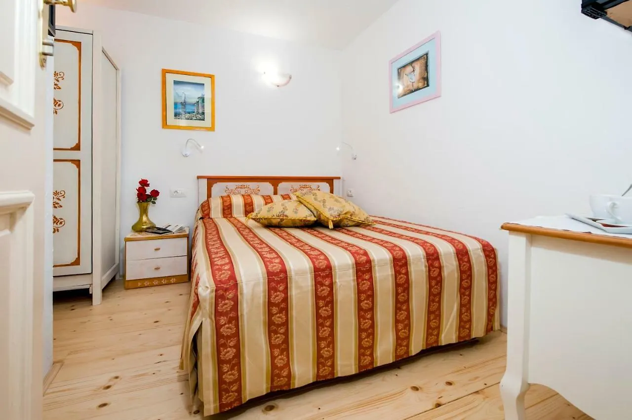 Guest House Sotto I Volti Centro Storico Rovinj