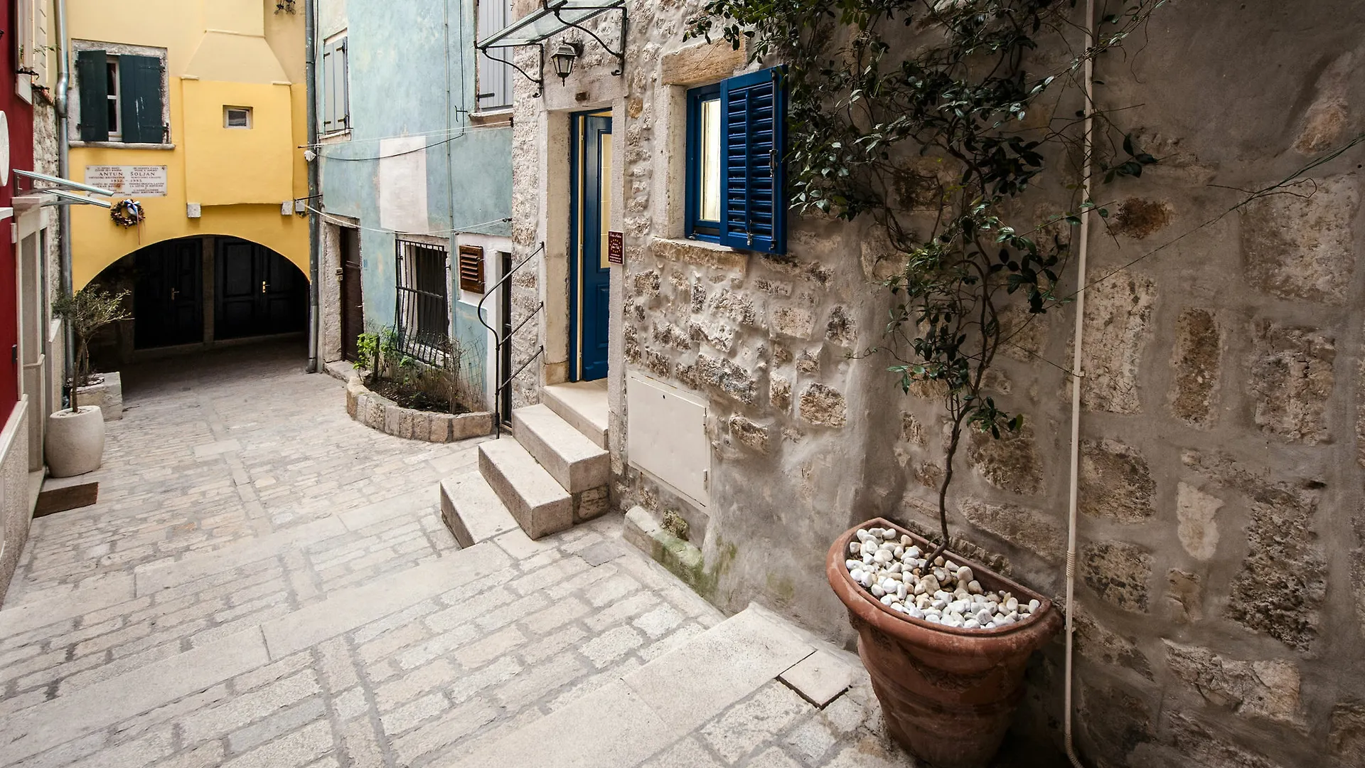 ***  Guest House Sotto I Volti Centro Storico Rovinj Kroatië
